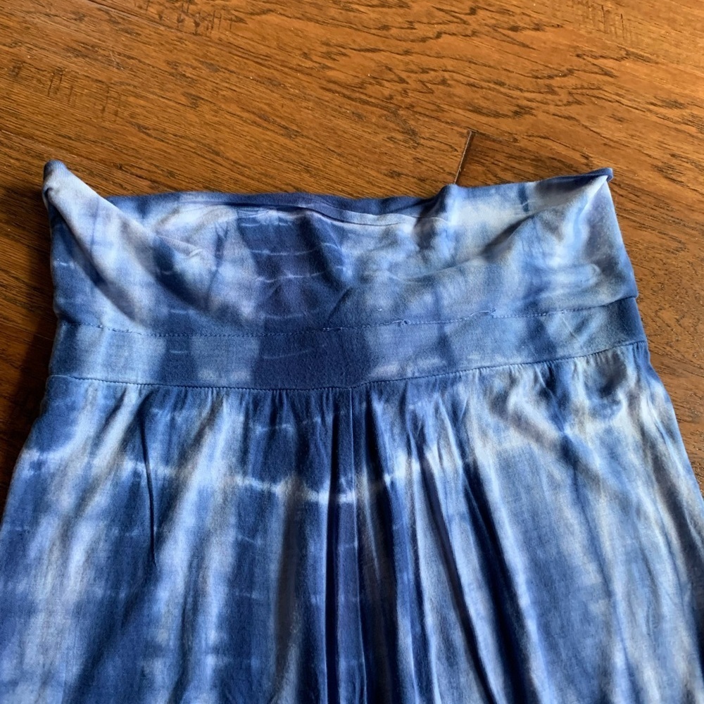 Olive & Oak Tie Dye Column Maxi‎ Skirt Blue - Picture 3 of 8